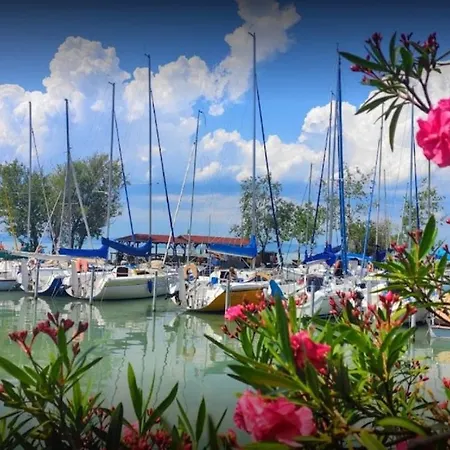 Cadet With View Apartment Siofok