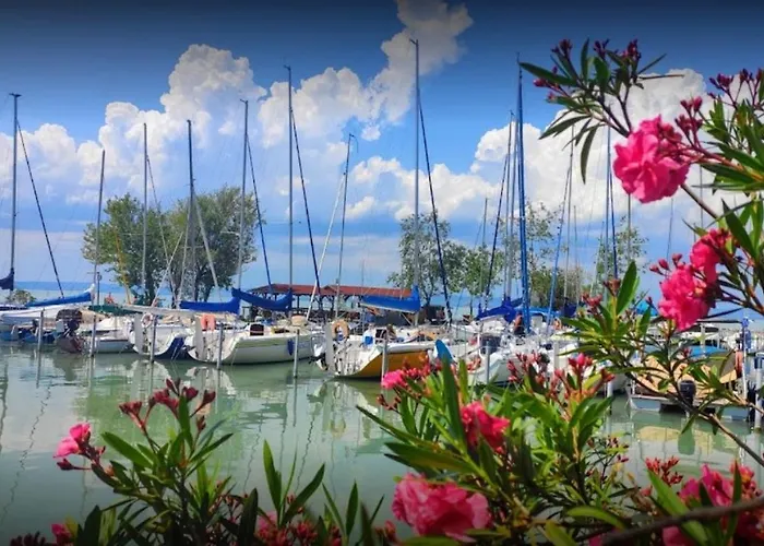 Cadet With View Apartment Siofok