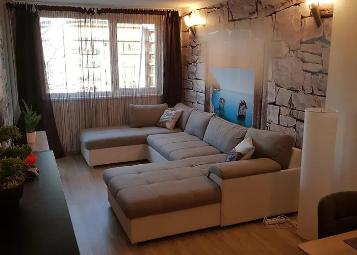 Cadet With View Apartment